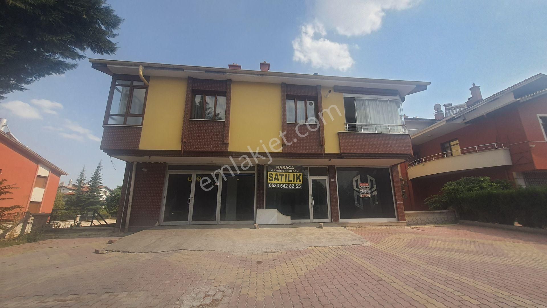 Karaca'dan Hüsamettin Çelebi'de Cadde Üzeri Boş 250 M2 İşyeri