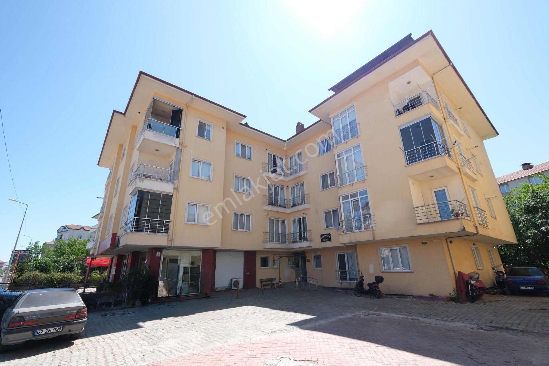 Migros Arkası Aba Sitesinde Satılık 95m² 2+1 Daire