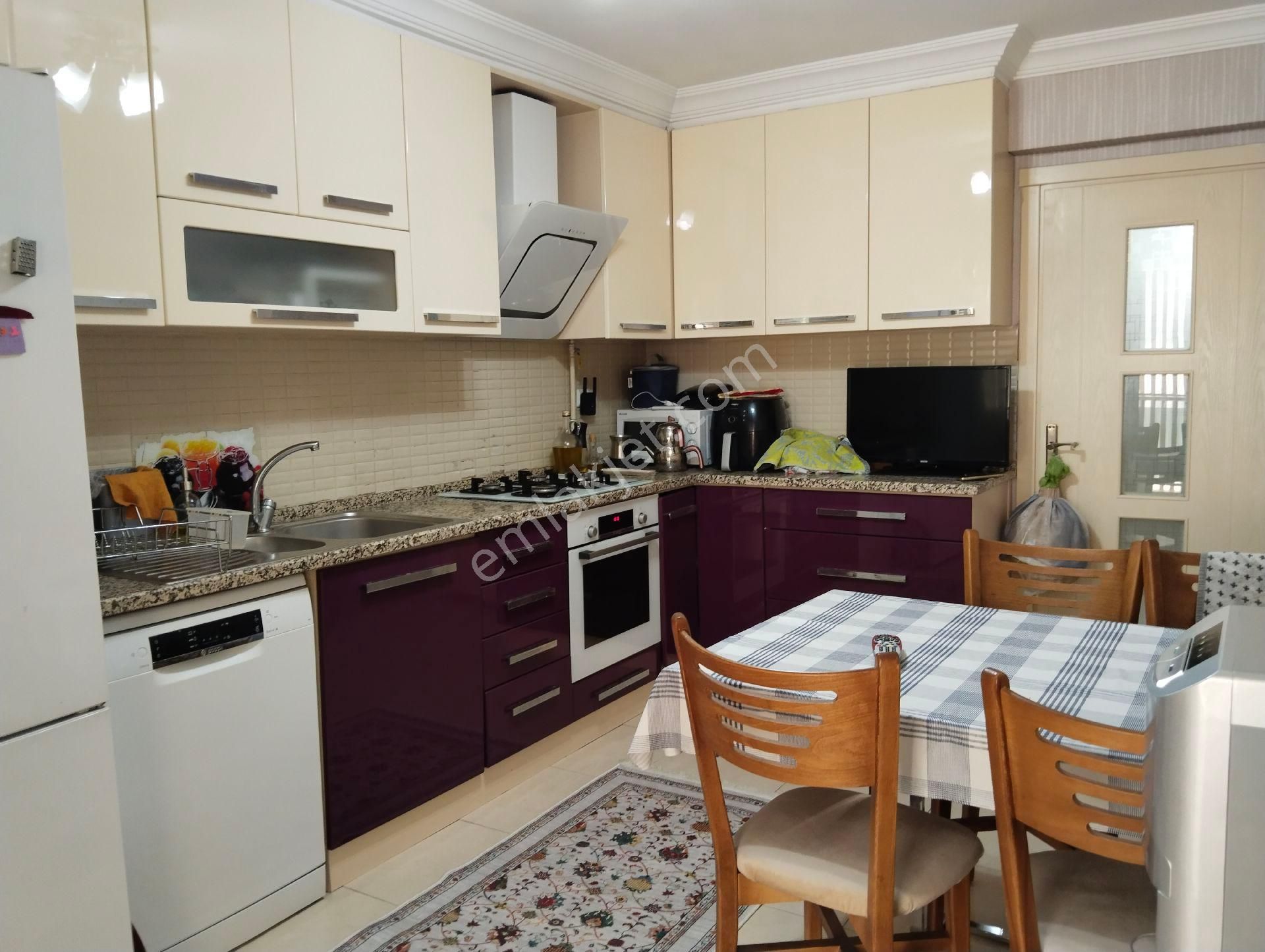 Yeni Mahalle 22 Sokak Üzerinde Ultra Lüks Daire Satılık