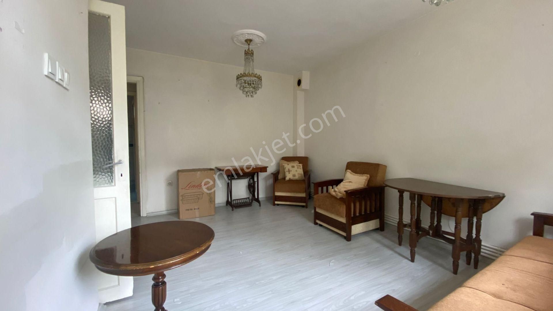 Gelişim Emlak`tan Peyk Dede Sokak`ta Yatırımlık, 2+1, 60m² - Görsel 2