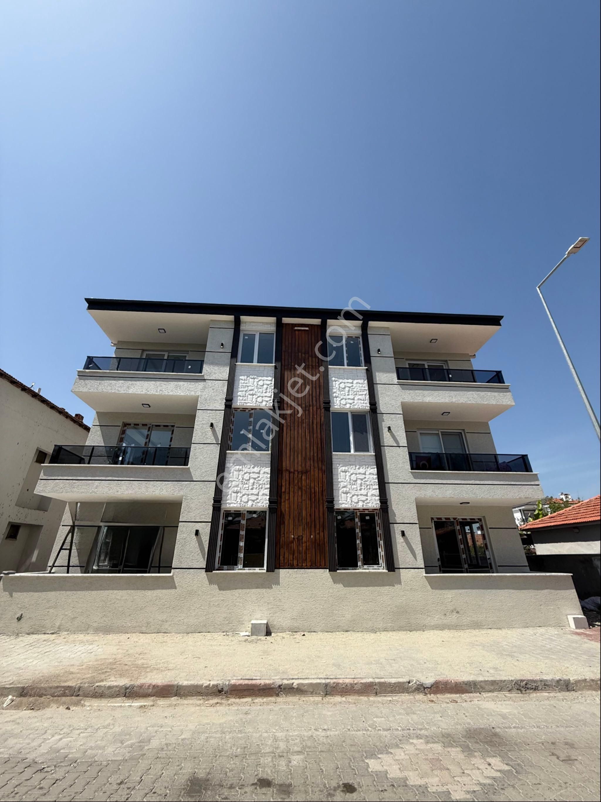 Rota'dan | Kapalı Mutfak | Sıfır 2+1 | 110m2