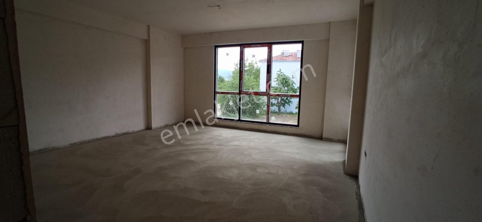 İnegöl Edebeyde Satılık Lüks Villalar Geniş Kullanışlı - Görsel 11