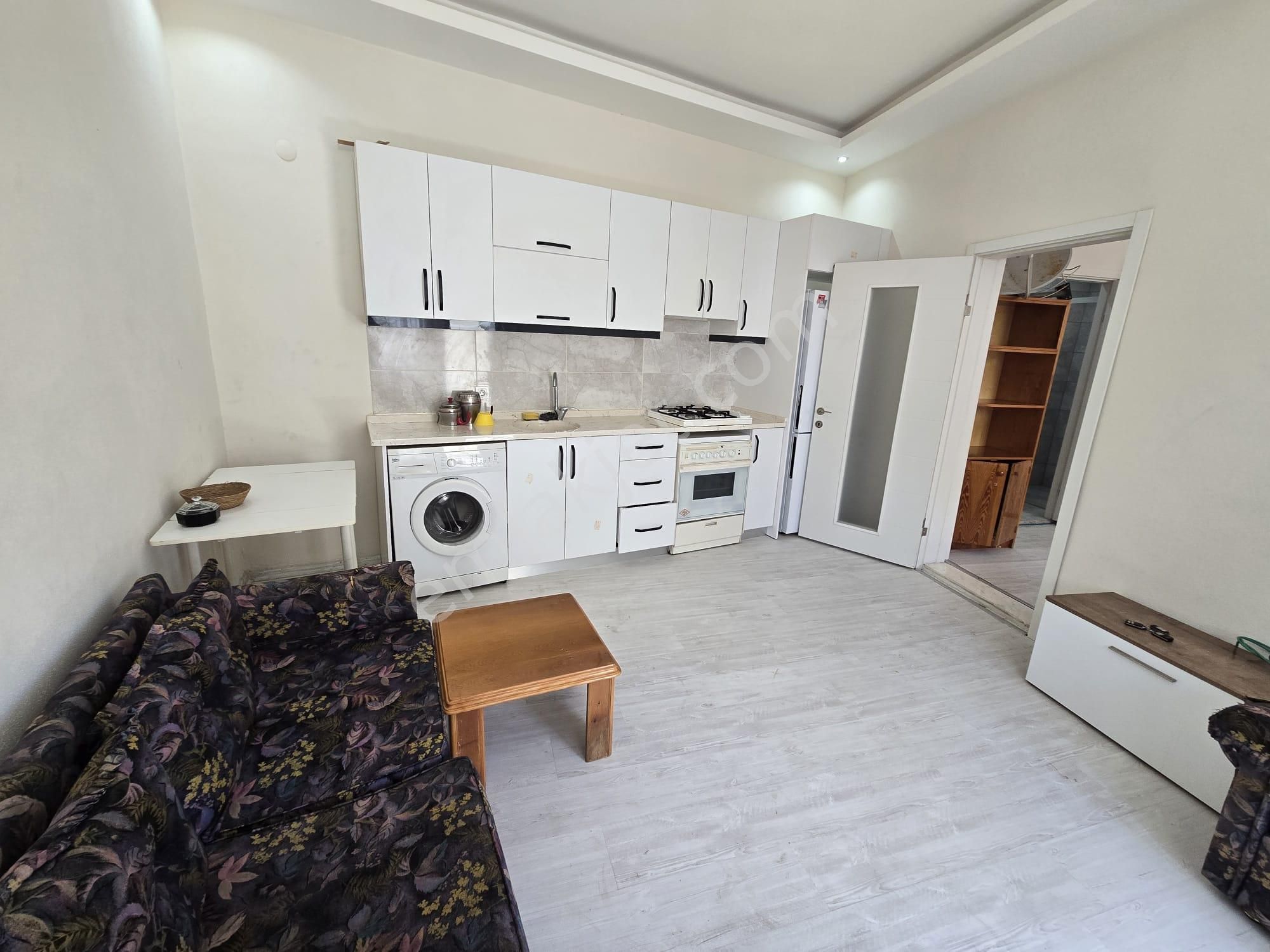 Balçovada İçi Yenilenmiş,eşyalı, Kiralık 1+1 Daire