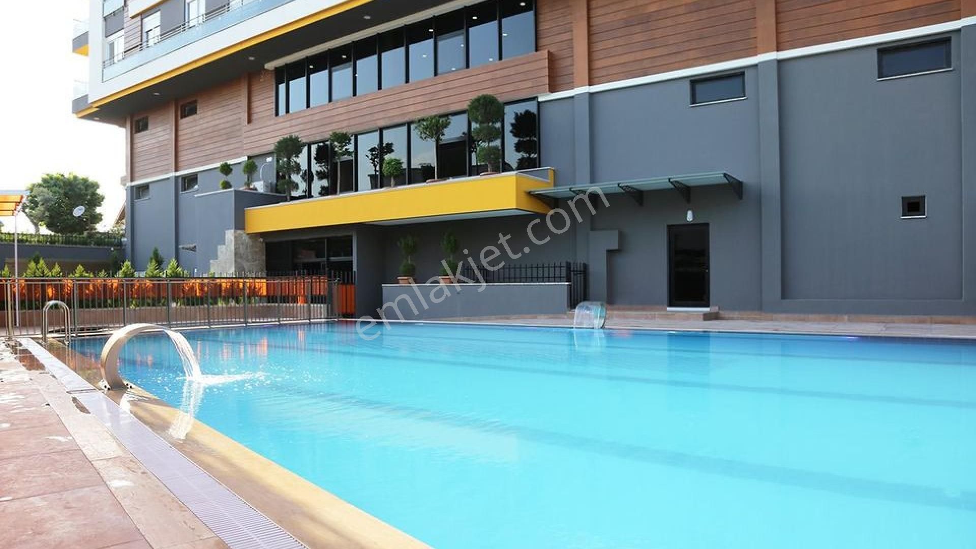Deniz Ve Şehir Manzaralı Ultralüks Otel Konsept 2+1