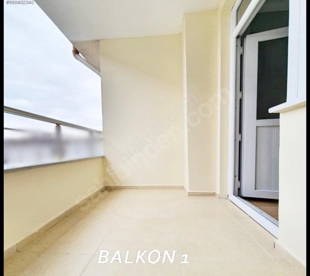 Esenyurt Merkez' De Satılık Boş 3+1