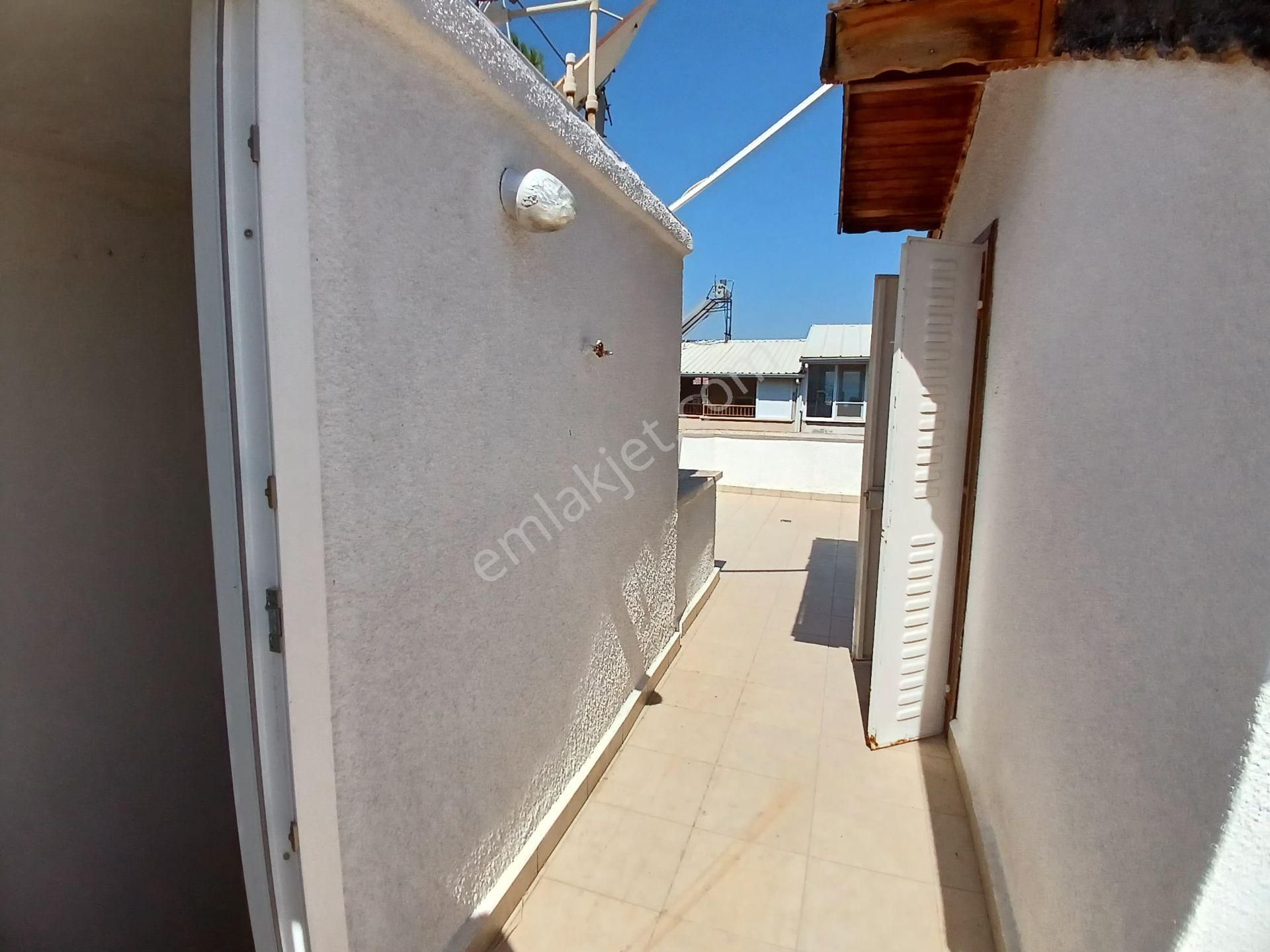 Akbük'ün Kalbinde Denize 50 Mt. Mesafeli İkiz Villa - Görsel 27