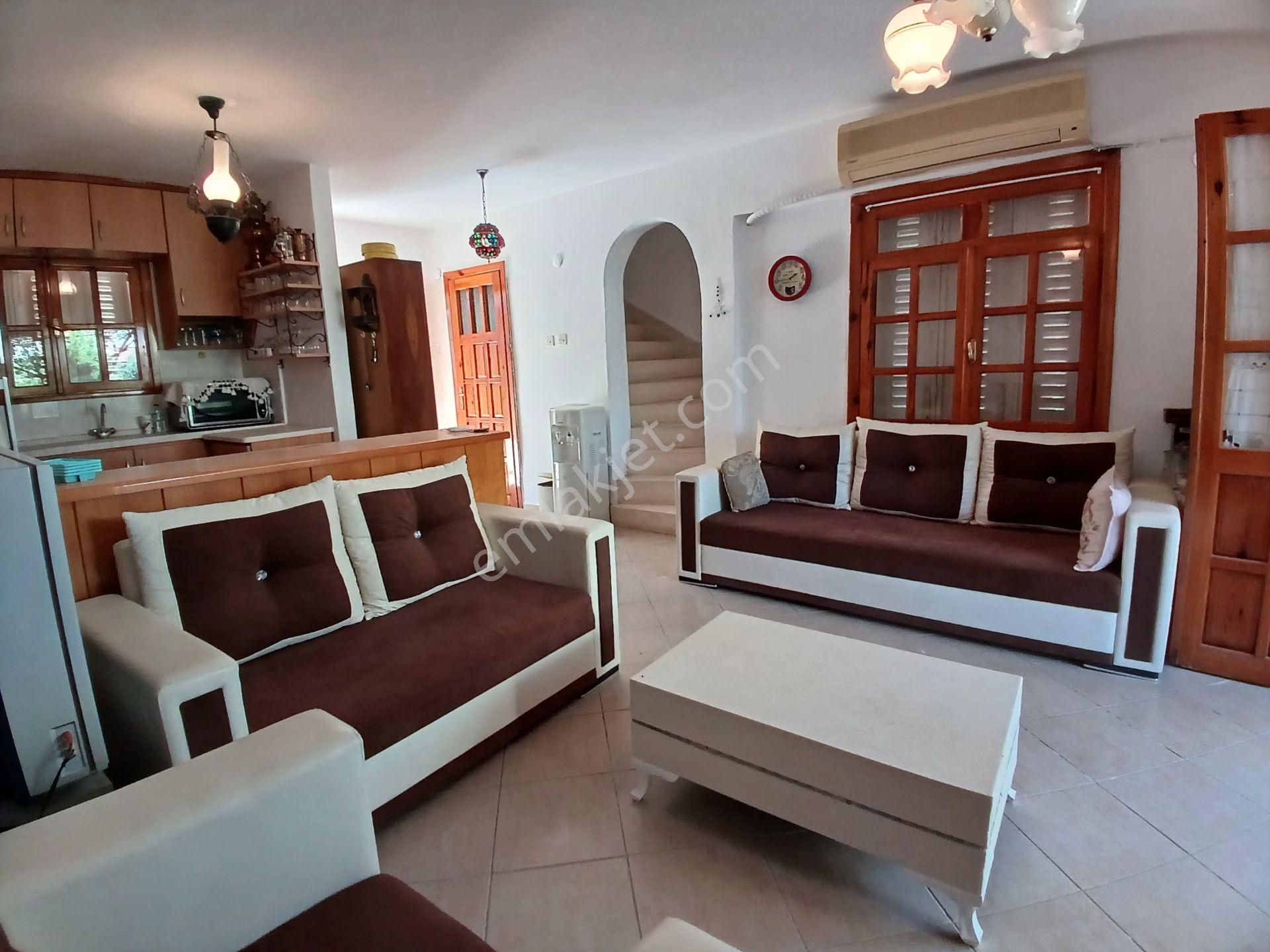 Akbük'ün Kalbinde Denize 50 Mt. Mesafeli İkiz Villa - Görsel 10
