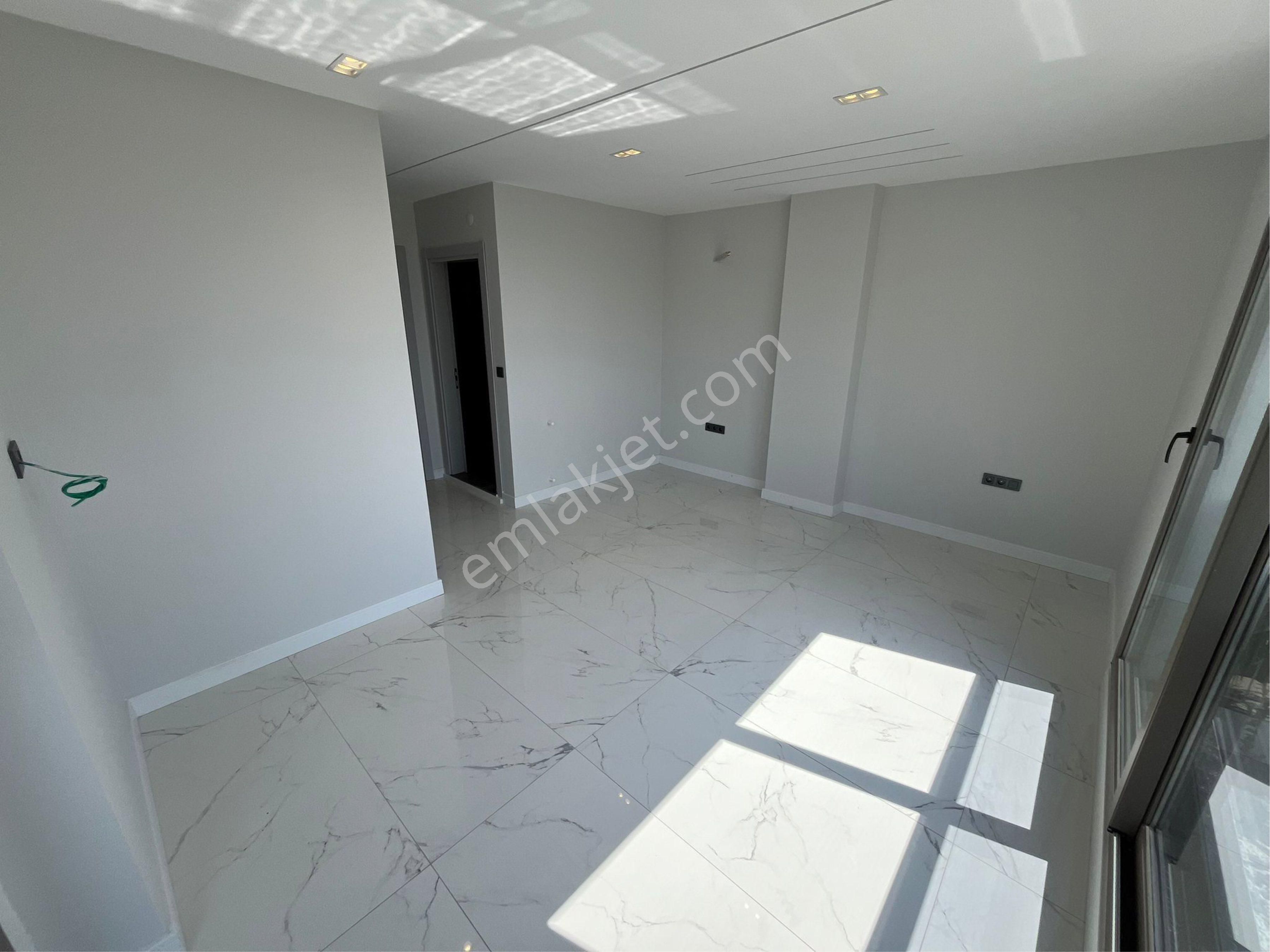 Denize Yakın Havuzlu Lüks Villa - Görsel 7