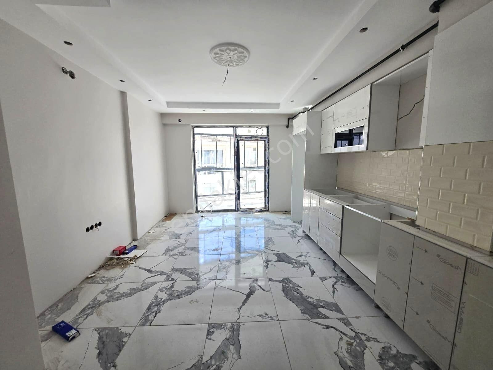 Şirintepe Mh. Anadolu Üni.yakını Geniş 1+1 Sıfır Daire Us-11