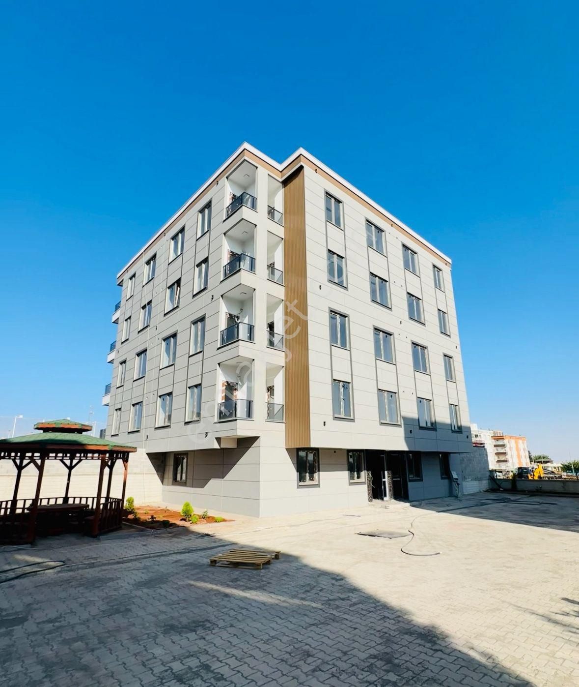 Ayaz Emlaktan Satılık 1+1 Daire