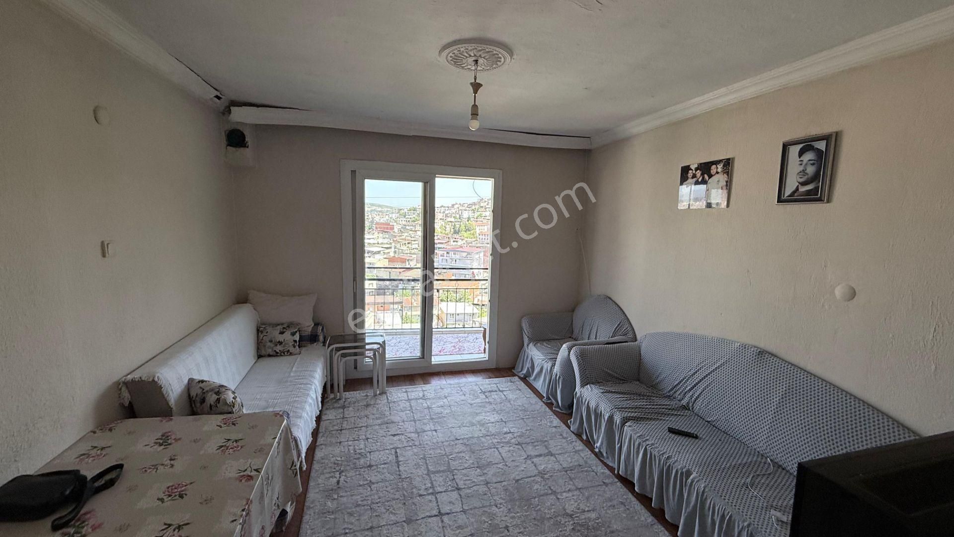 Karabağlar Yunus Emre'de 2+1 Satılık Fırsat Daire - Görsel 5