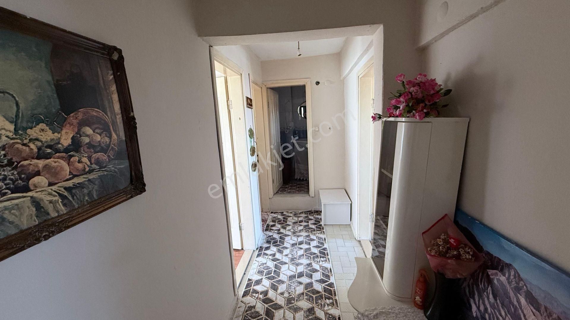 Karabağlar Yunus Emre'de 2+1 Satılık Fırsat Daire - Görsel 13