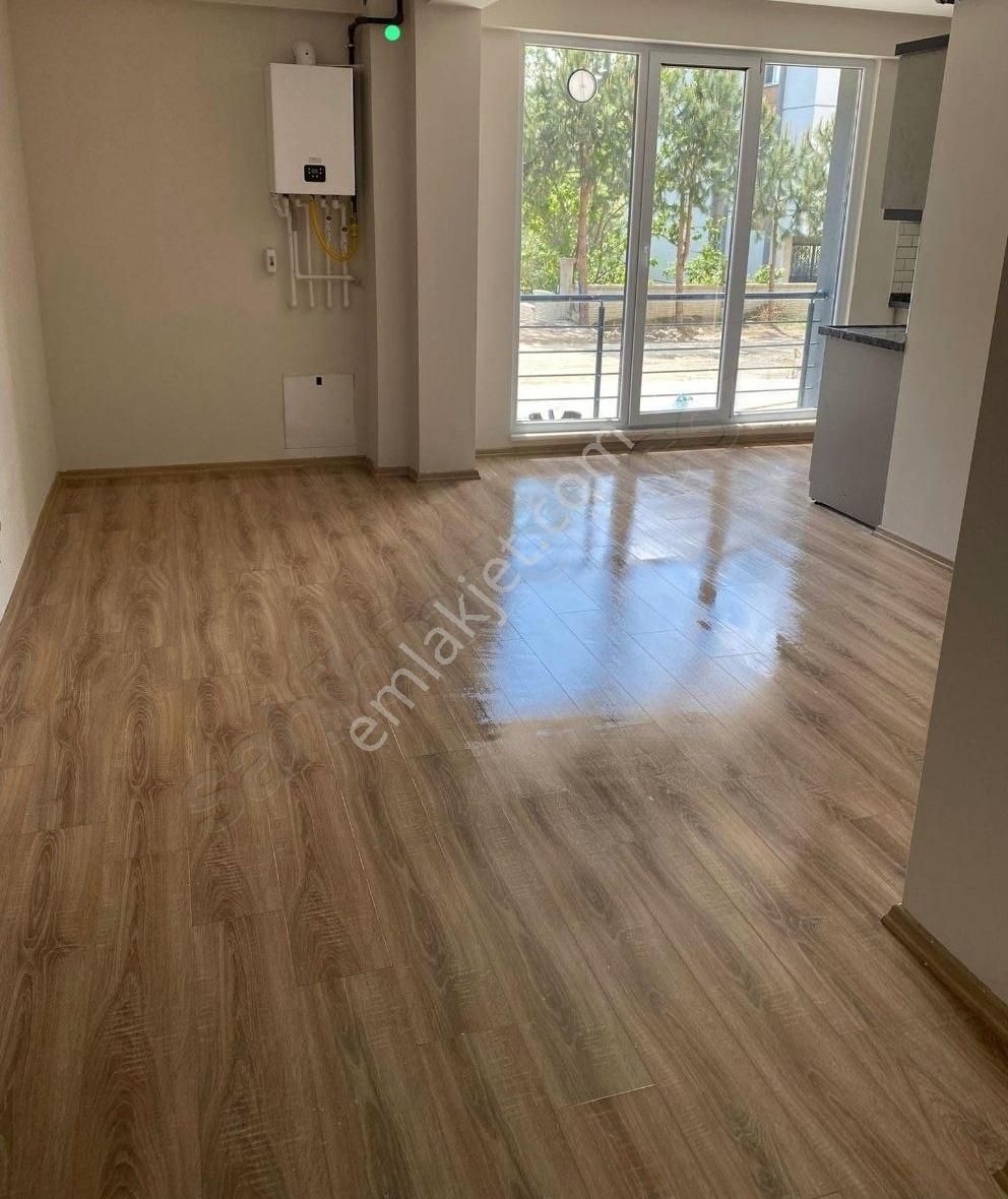 P&a Gayrimenkul Den Eski Firin Arkasi Kiralik 1+1 Luxs Daire