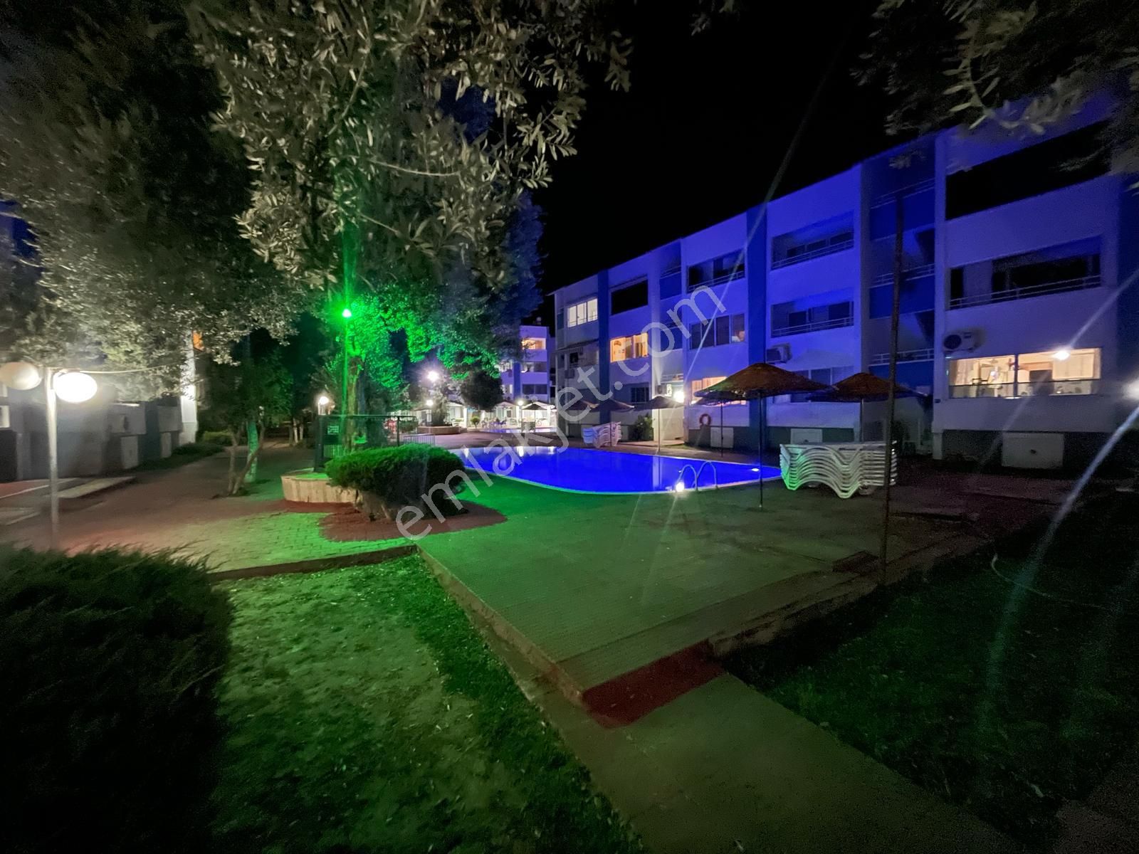 Aydın Didim Altınkumda Havuzlu Site De 2+1 Daire