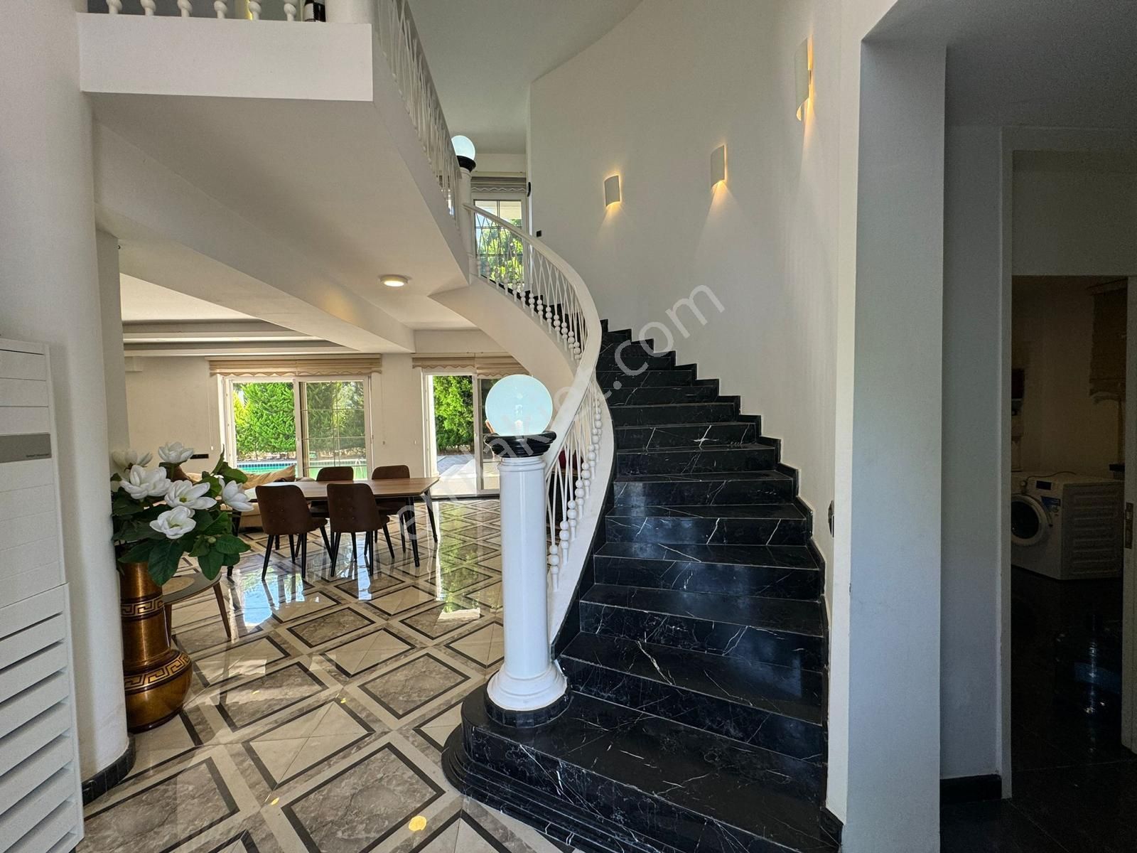 Antalya Boğazkent'de Satılık Ultra Lüks Villa - Görsel 9