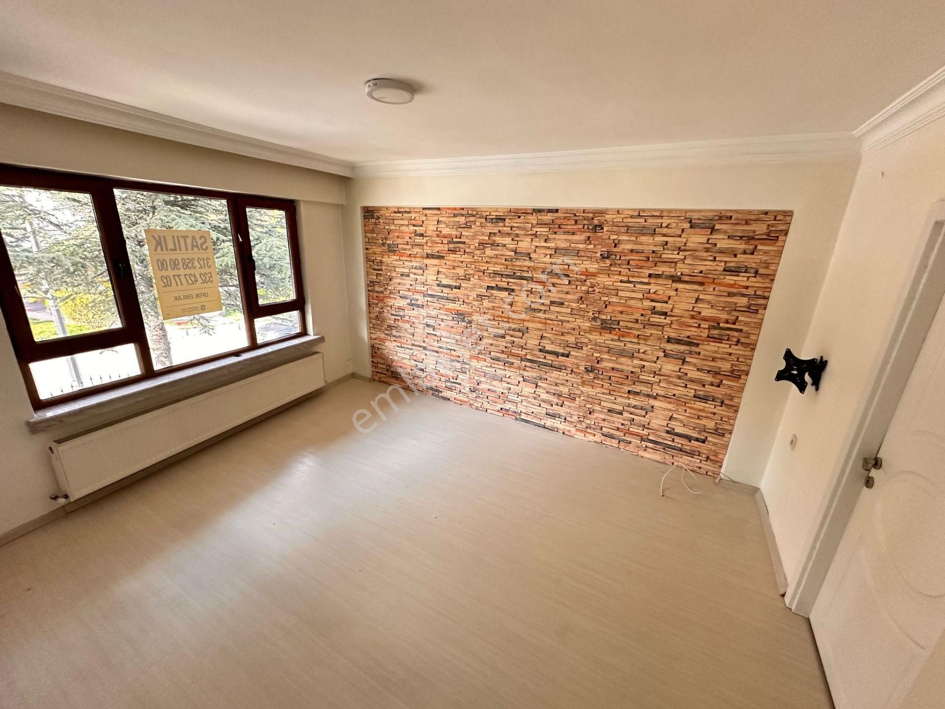 Basın Caddesinde 2+1 Yüksek Giriş Kat Konumunda Güney Cephe