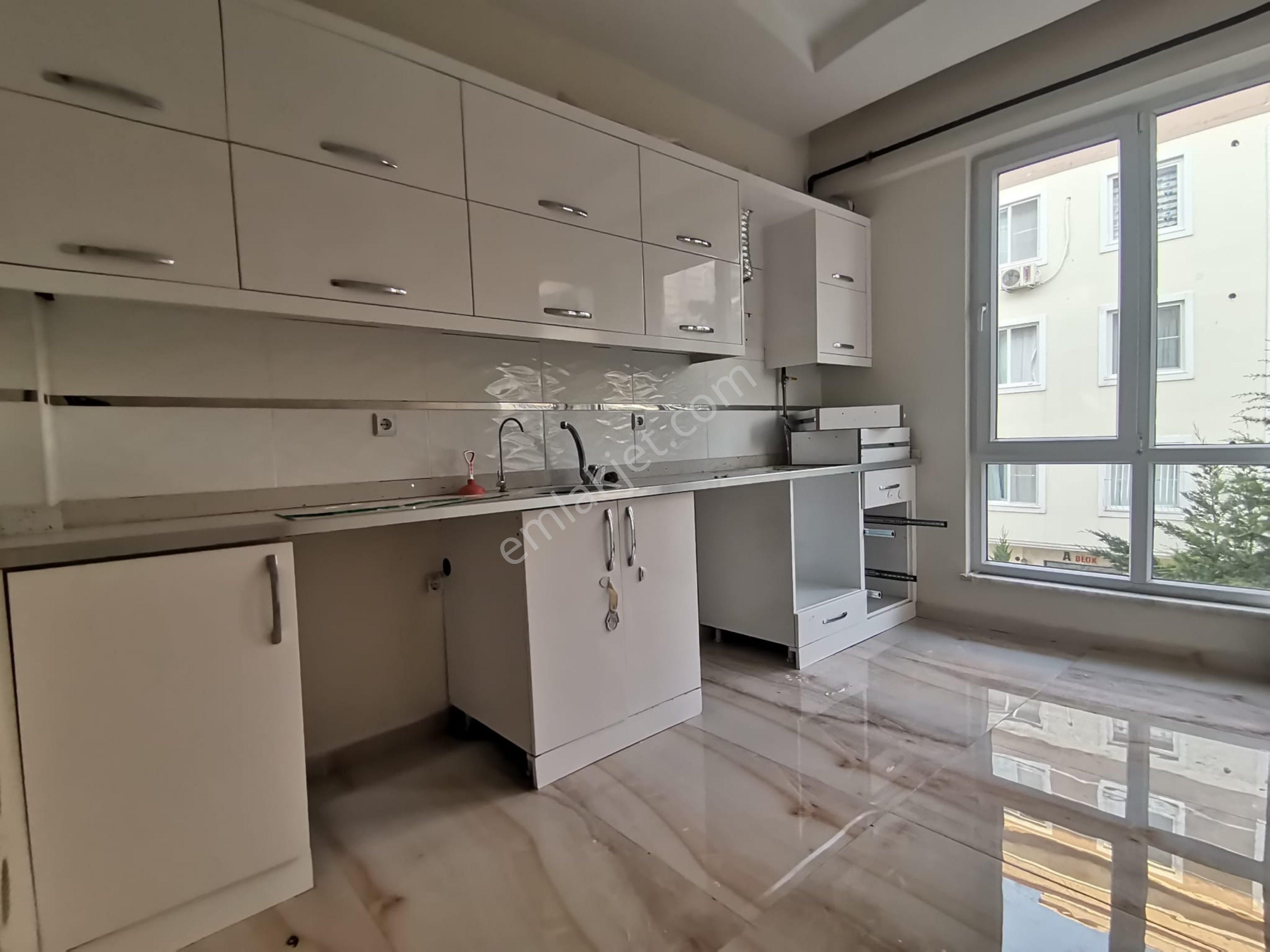 G.antep Şahinbey Yeditepe Mah Satılık Geniş Bakımlı 2+1 Daire