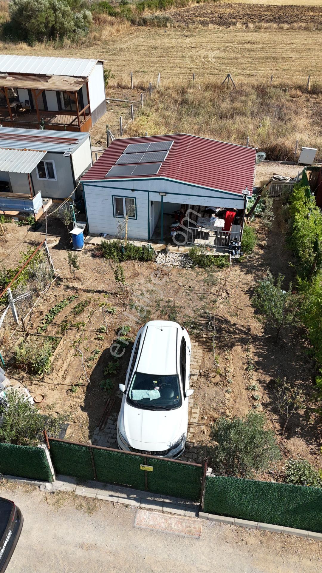 İzmir Develide Satılık Tapulu 240 M2 Bahçe 1+1 42 M2 Müstakil Ev - Görsel 13