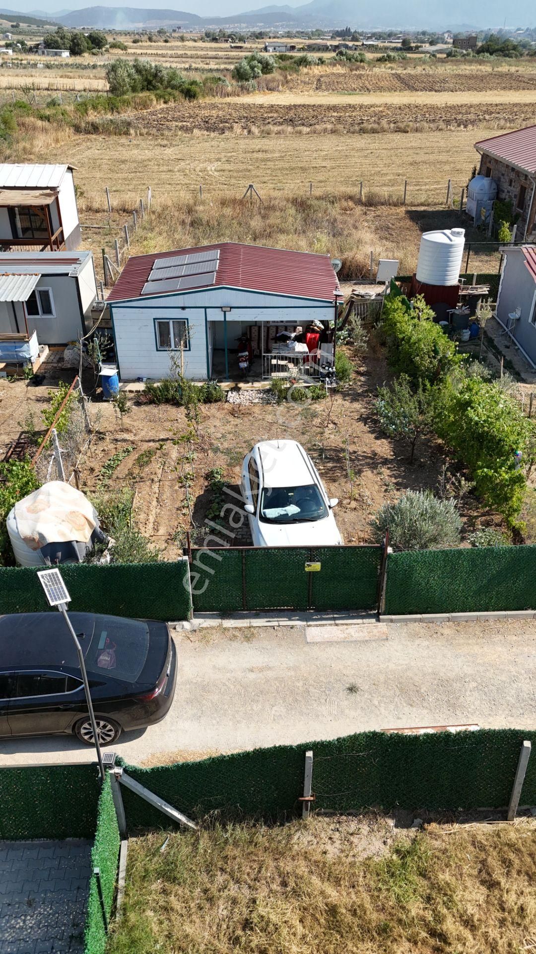 İzmir Develide Satılık Tapulu 240 M2 Bahçe 1+1 42 M2 Müstakil Ev - Görsel 12