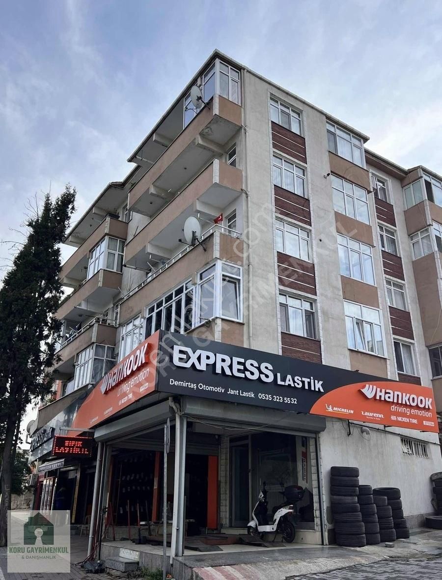Koru Emlak'tan Satılık 2+1 Daire D-100 Yürüme Mesafesinde