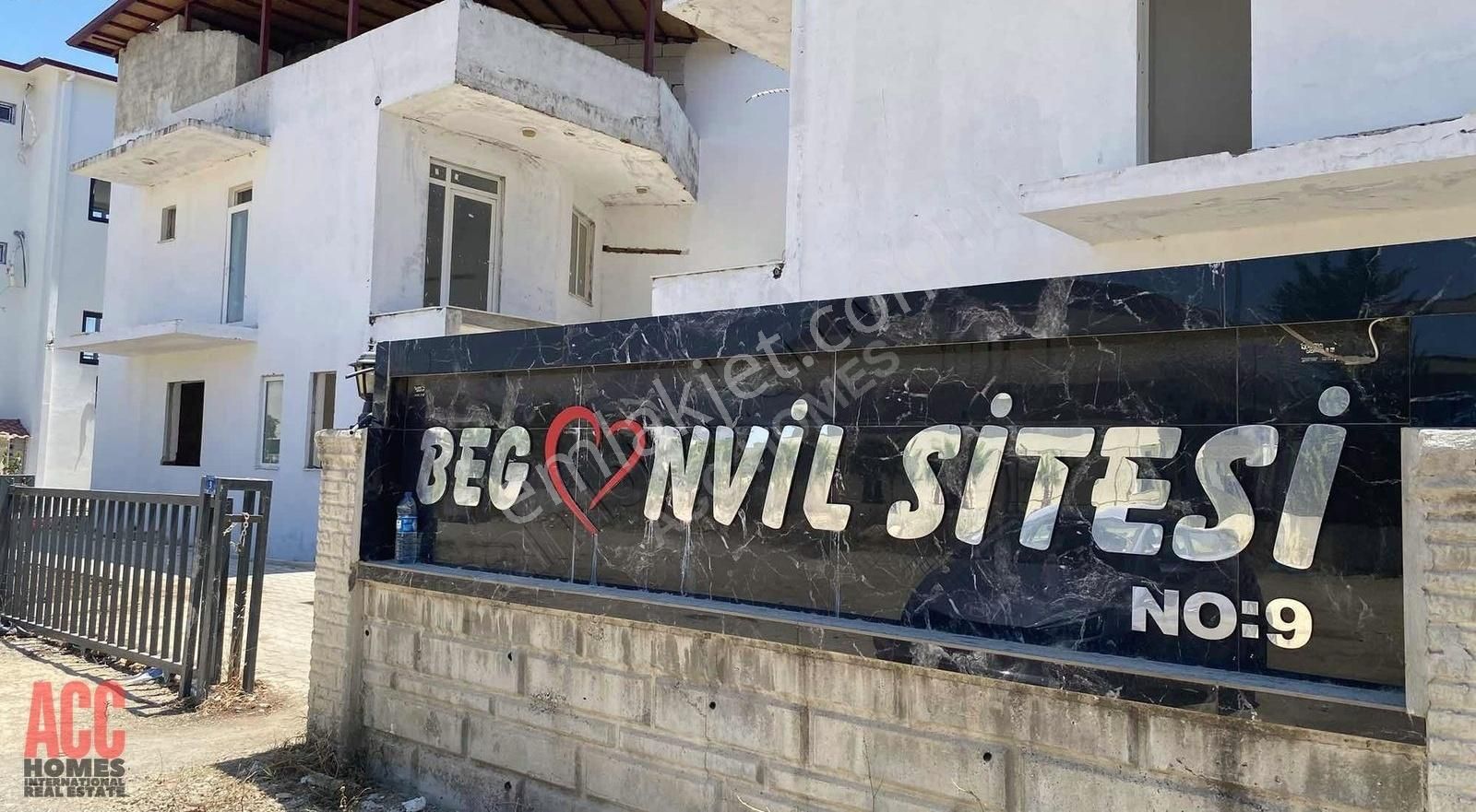 Acc Homes 'tan Turizm Bölgesinde Havuz Başı Fırsat Villa