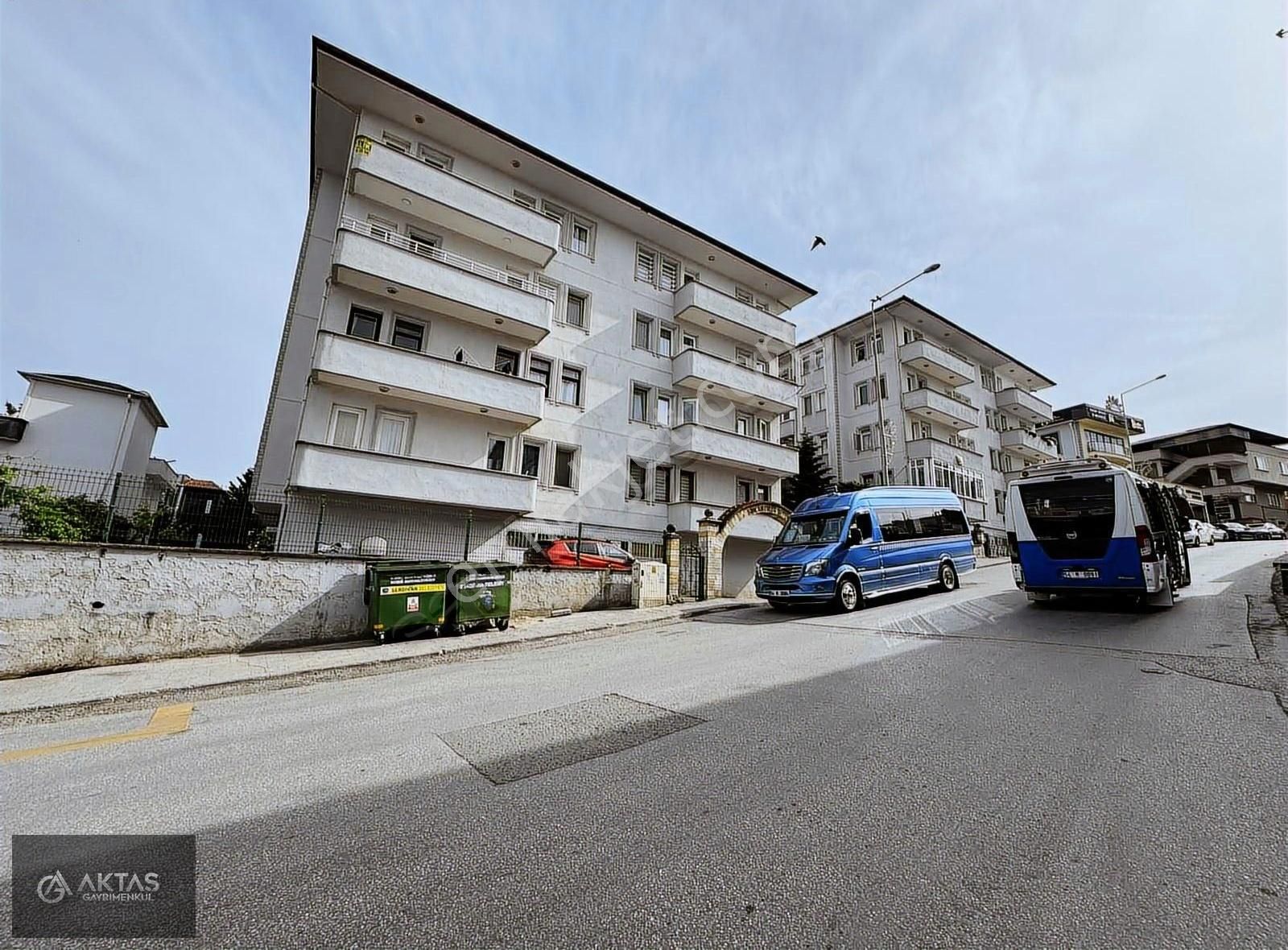 Serdivan Kemalpaşa Mavidurak 3+1 135 M2 Brüt Satılık Daire