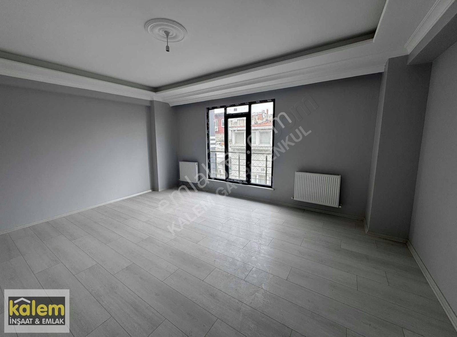 Kalemden Bayrampaşa Merkezinde Satılık 3+ 3 Dubleks Daire