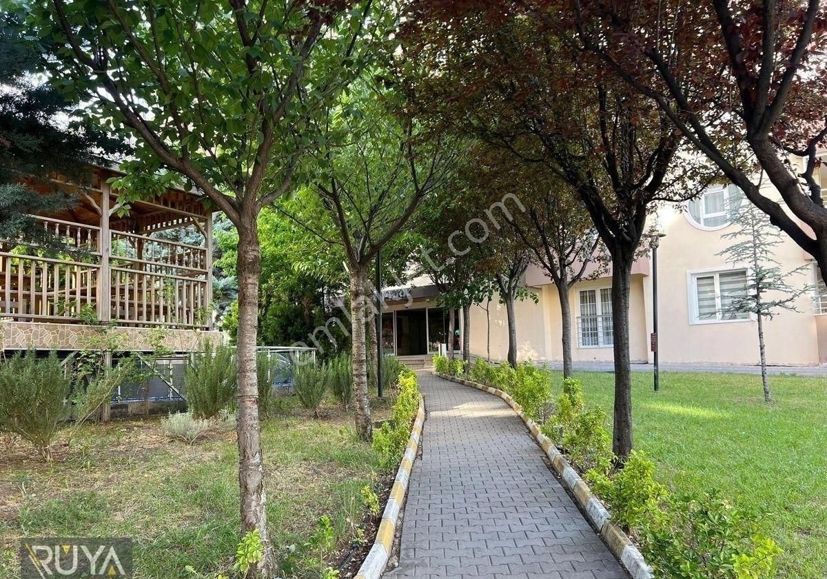 Rüya’dan Ahimesut Mahallesinin Gözde Sitesinden 4+1 Daire