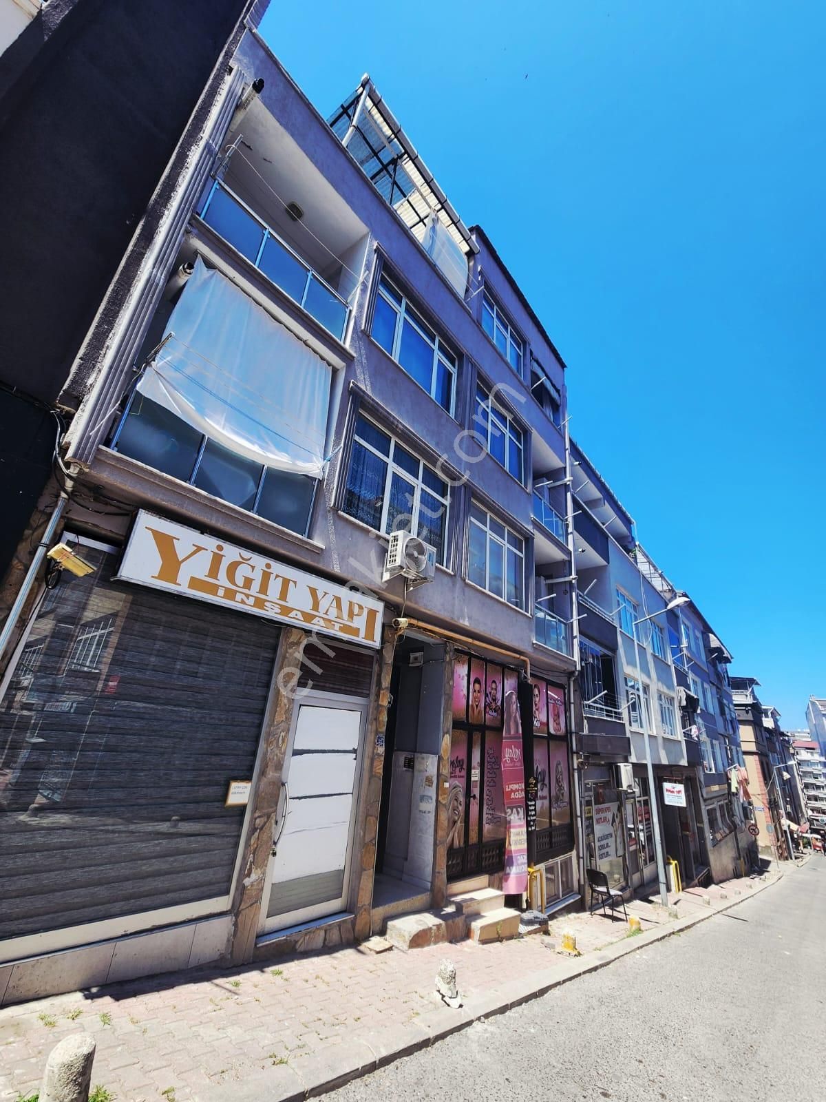 Samsun İlkadım Çiftlik Mahallesinde 56 Lara Yakın 2+1 Daire Satılık