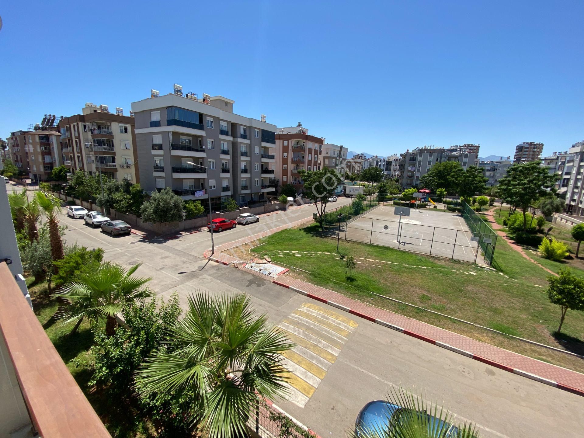 Tahtakale Karşısı Site İçi Havuzlu Arakat Temiz 2+1