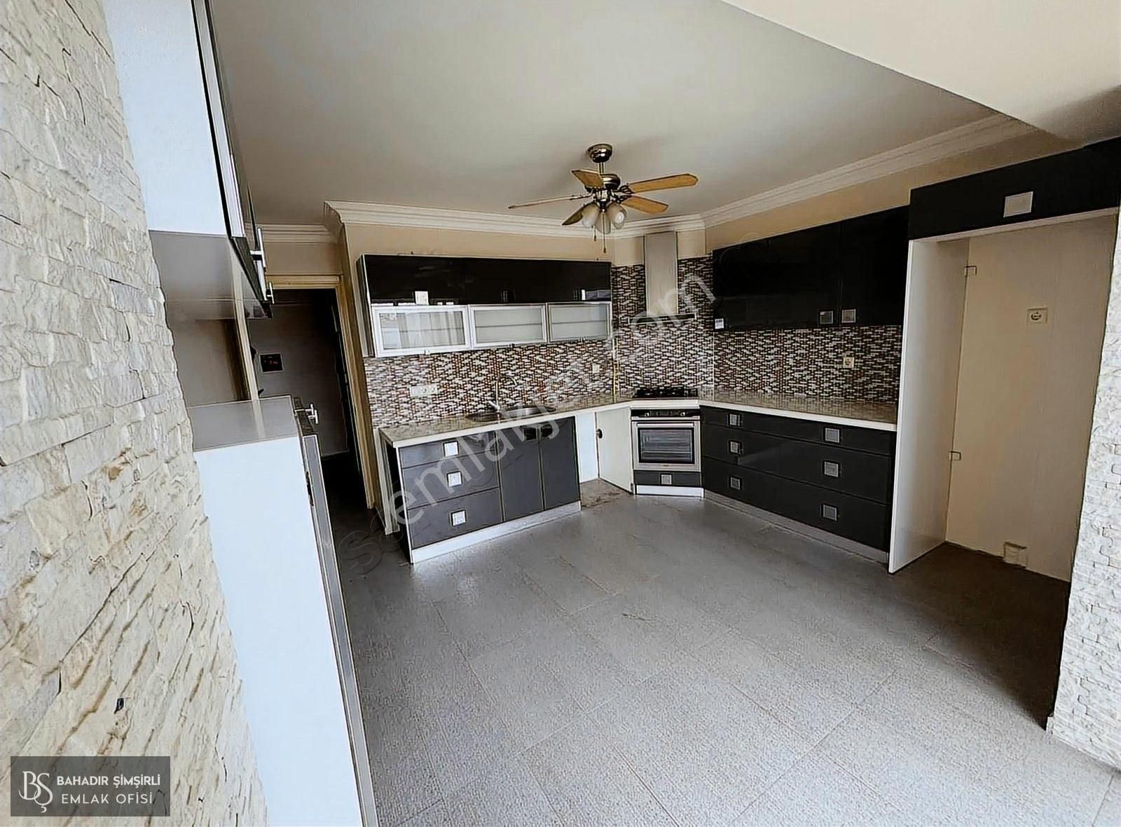 B.ş'den Ragıpbey Mahallesinde Köşe Konumda Satılık 4+1 Daire - Görsel 32