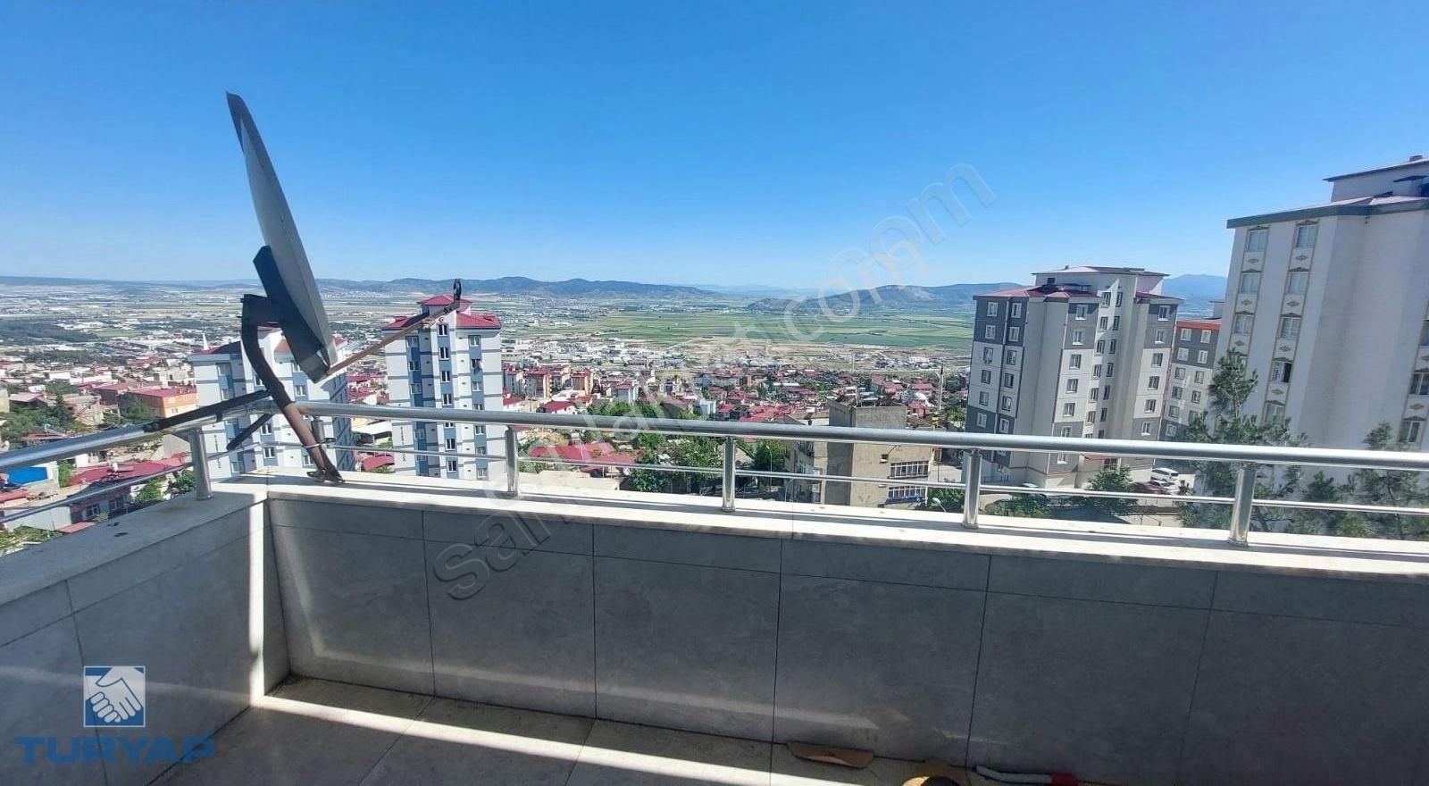 Binevler Turyaptan Sosyal Bilimler Civarı Satılık 3+1 Sat. Daire