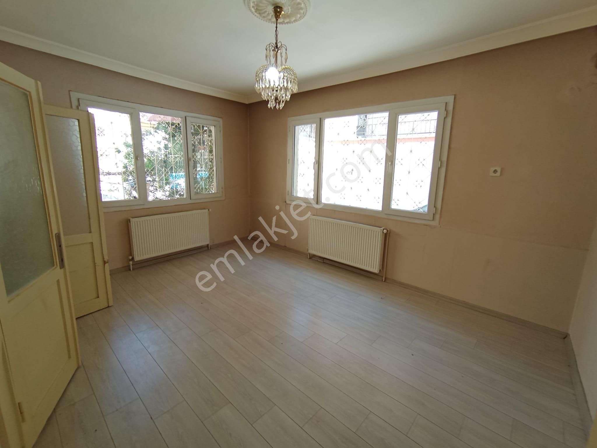 Karabağlar Eserkent Merkezde 3+1 125 M2 Doğalğazlı Kiralık Daire