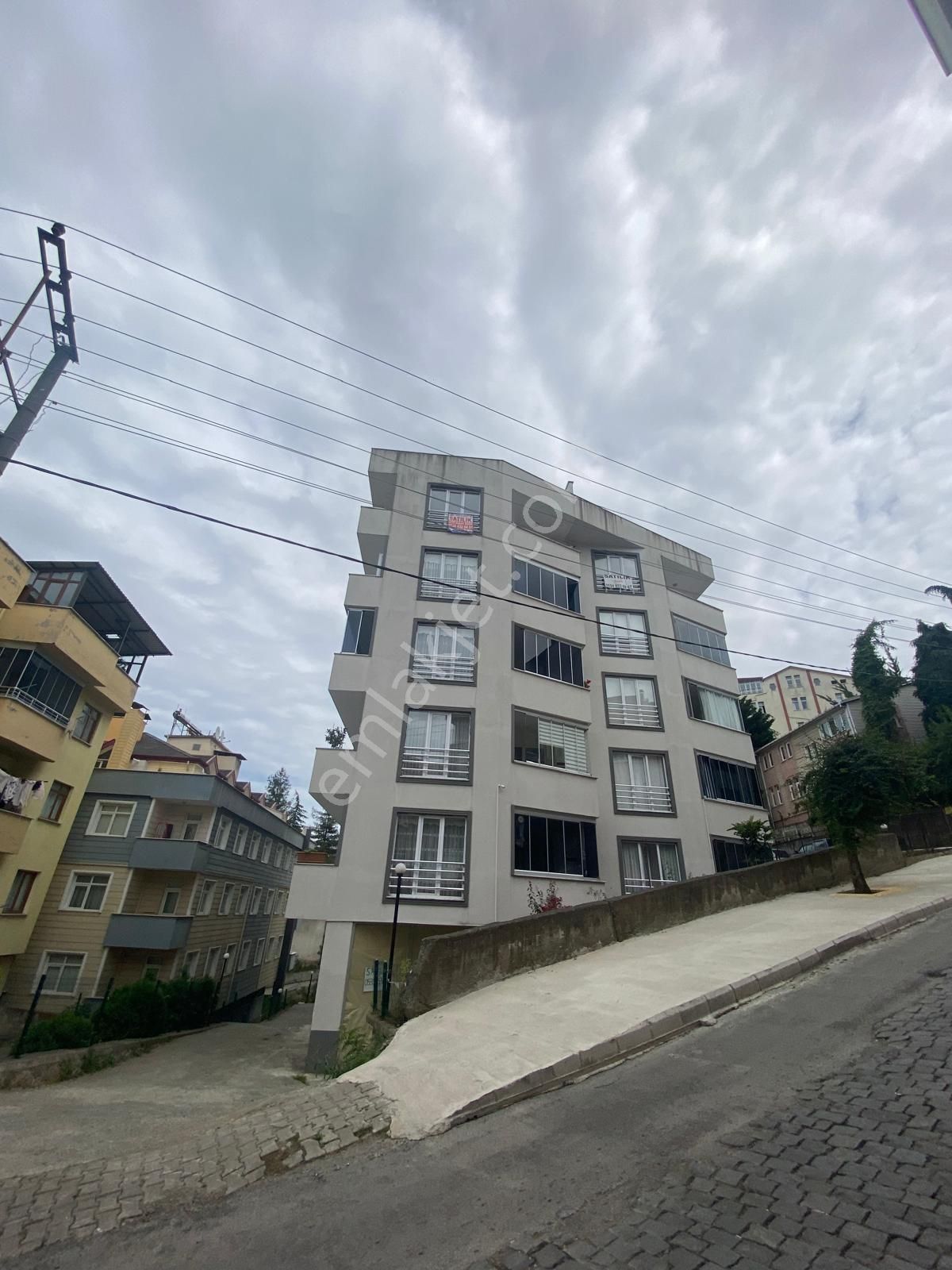 Trabzon Kaymaklı'da Satılık İki Ayrı Girişli Dubleks Daire
