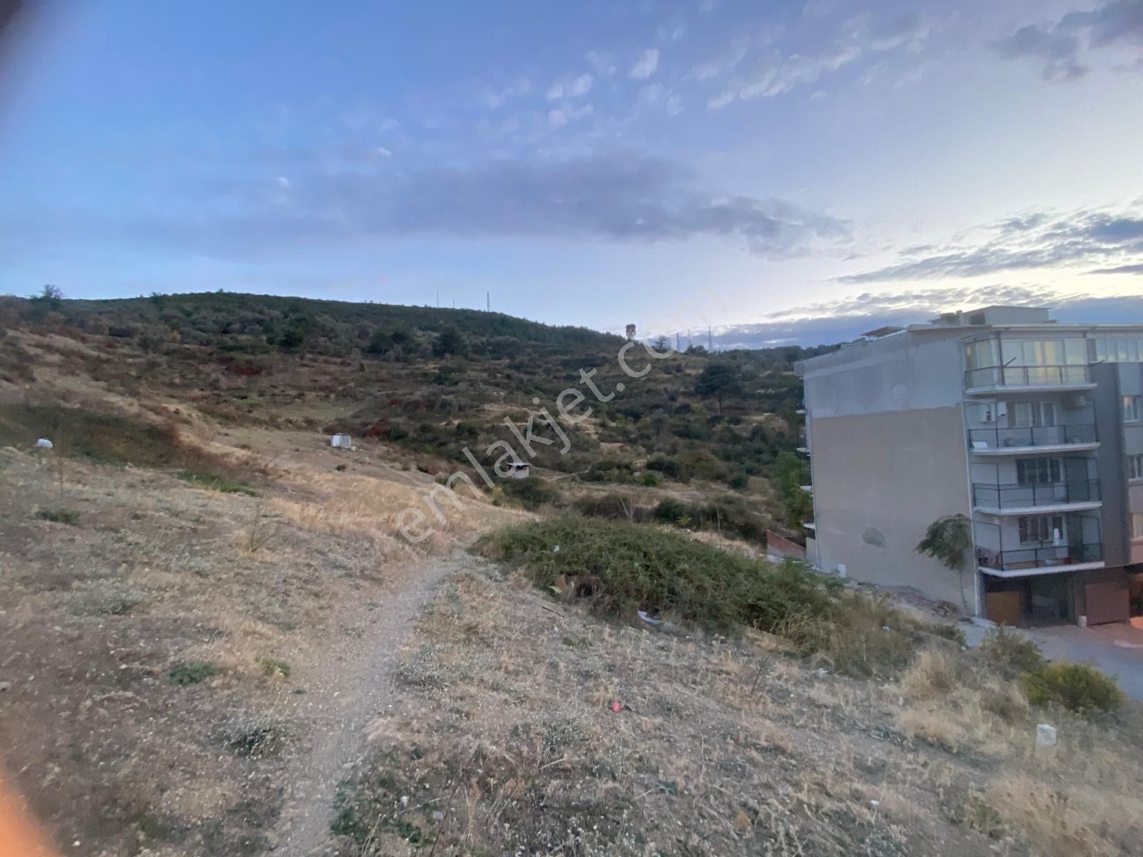 İzmir Bornovada Satılık Arsa - Görsel 8