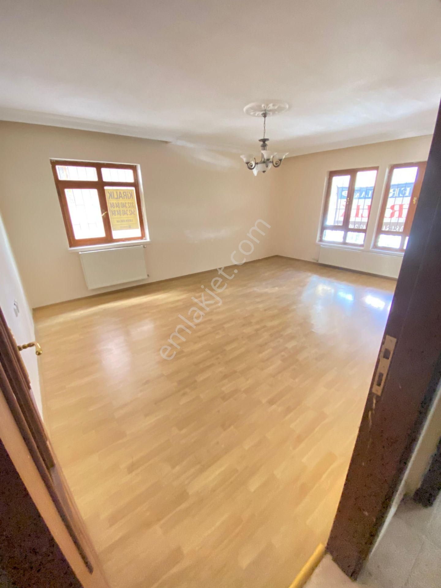 Lider Emlak'tan Keçiörende Metroya Yakın 3+1 Satılık Daire - Görsel 2