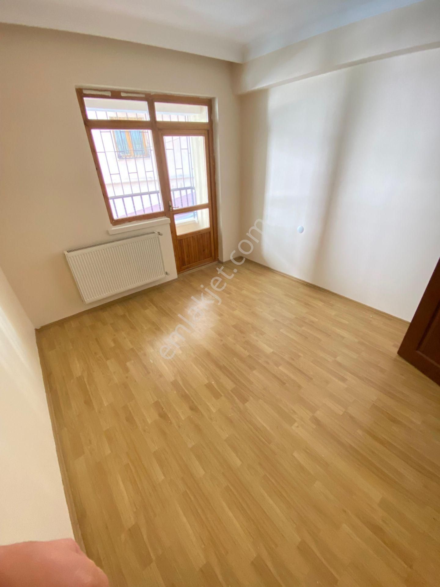 Lider Emlak'tan Keçiörende Metroya Yakın 3+1 Satılık Daire - Görsel 5