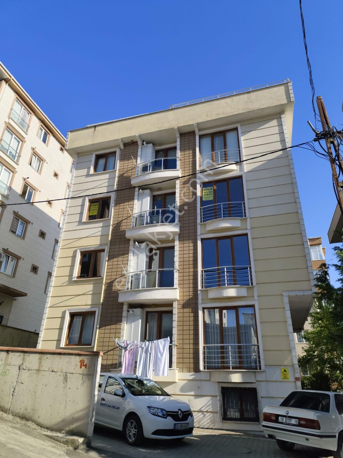 Adnan Kahveci Metroya Yürüme Arakat 3+1 Balkonlu Fırsat Kiralık