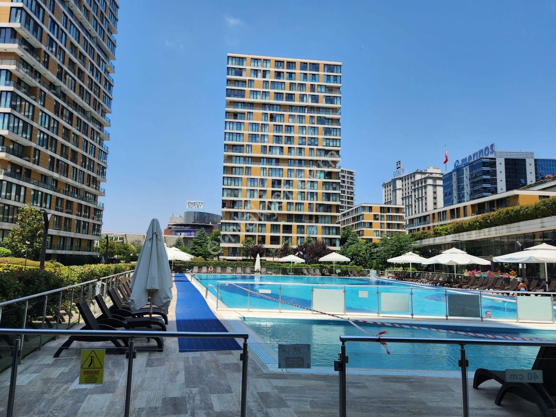 Bahçelievler İstwest 3+1 Büyük Tip Köşe Kiralık Daire