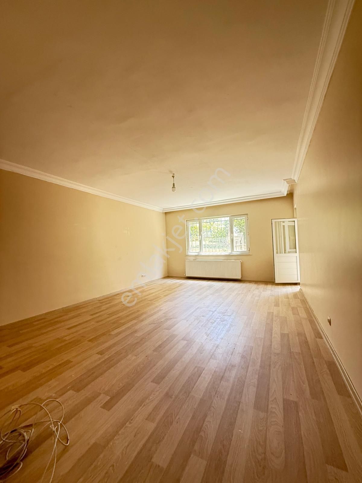 Beylikdüzü Barış Mahallesınde 3+1 Kıralık Bahçe Daire