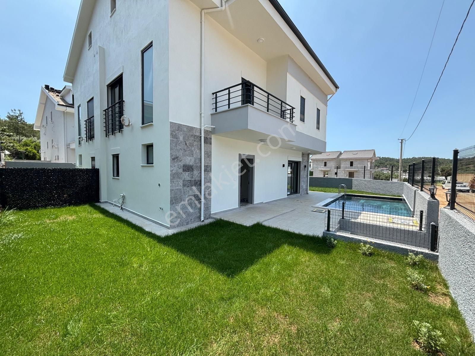 Size Ait Konfor! Müstakil Havuz, Köşe Konum 3+1 İkiz Villa