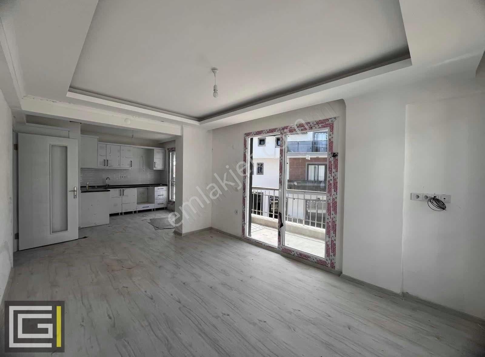 Çamköy Mahallesinde Yeni Yapı 2+1 Çatı Dubleks Satılık Daire