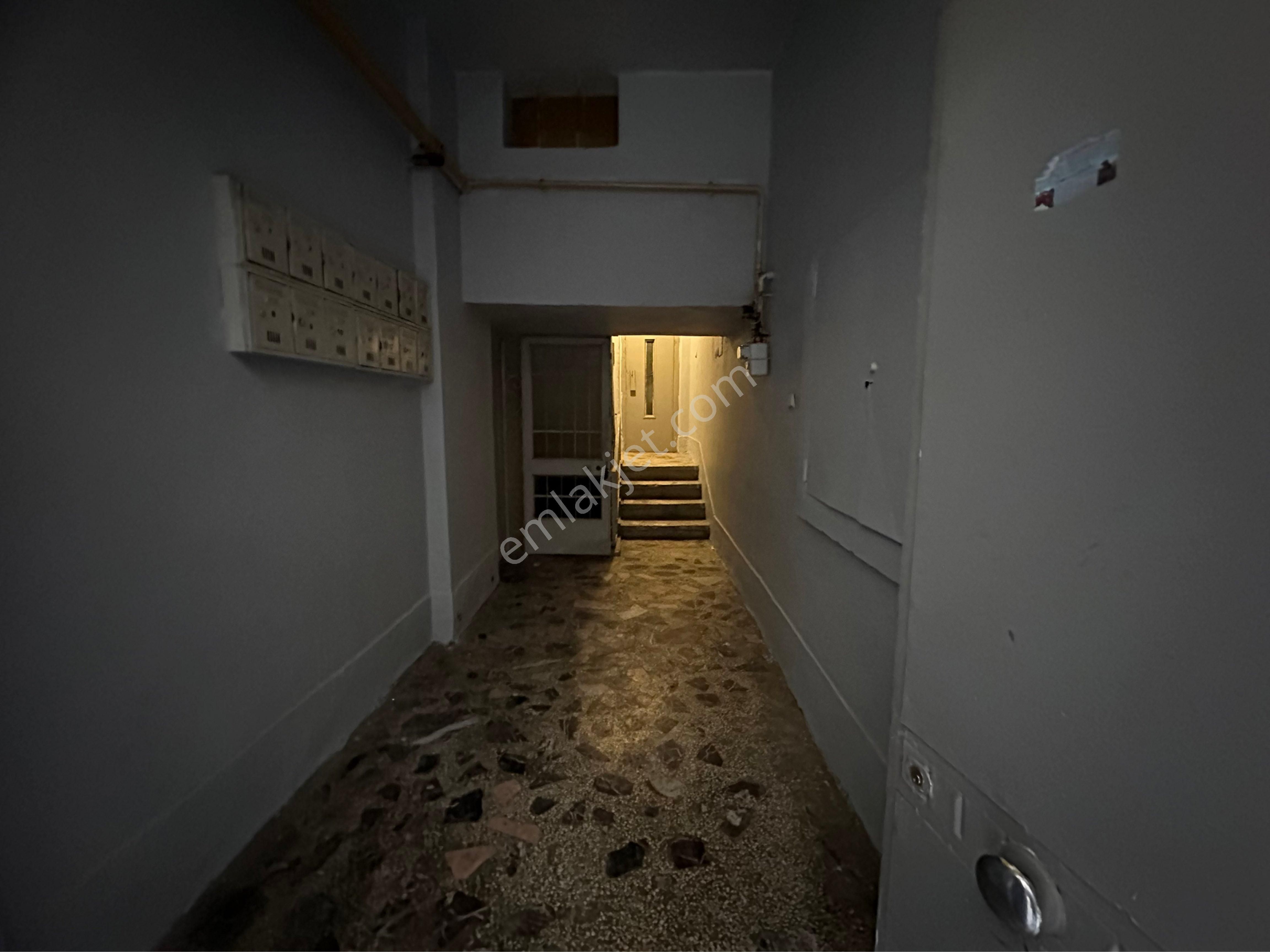 Elazığ Merkezde Anacaddede Satılık Bina - Görsel 26