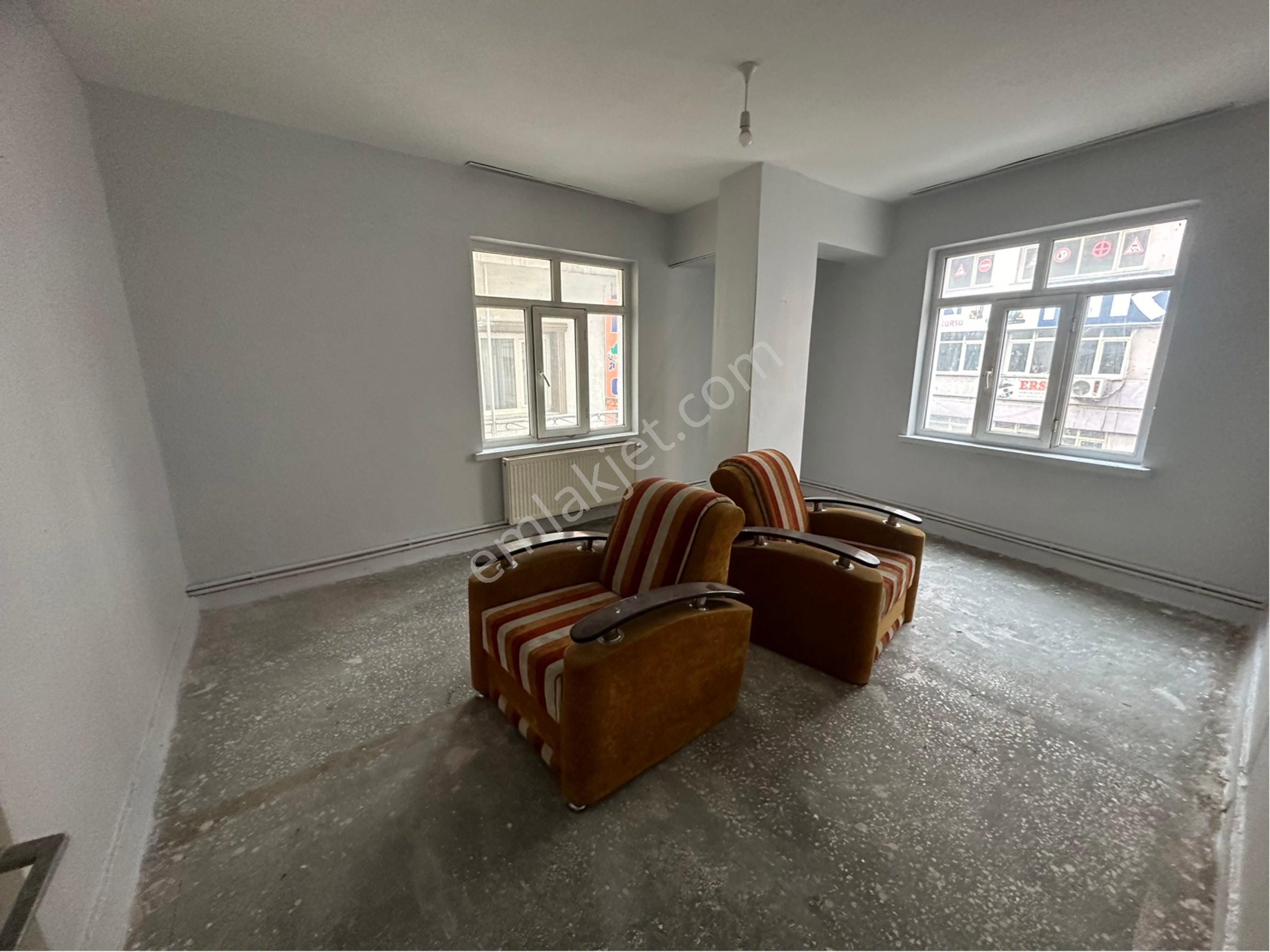 Elazığ Merkezde Anacaddede Satılık Bina - Görsel 6