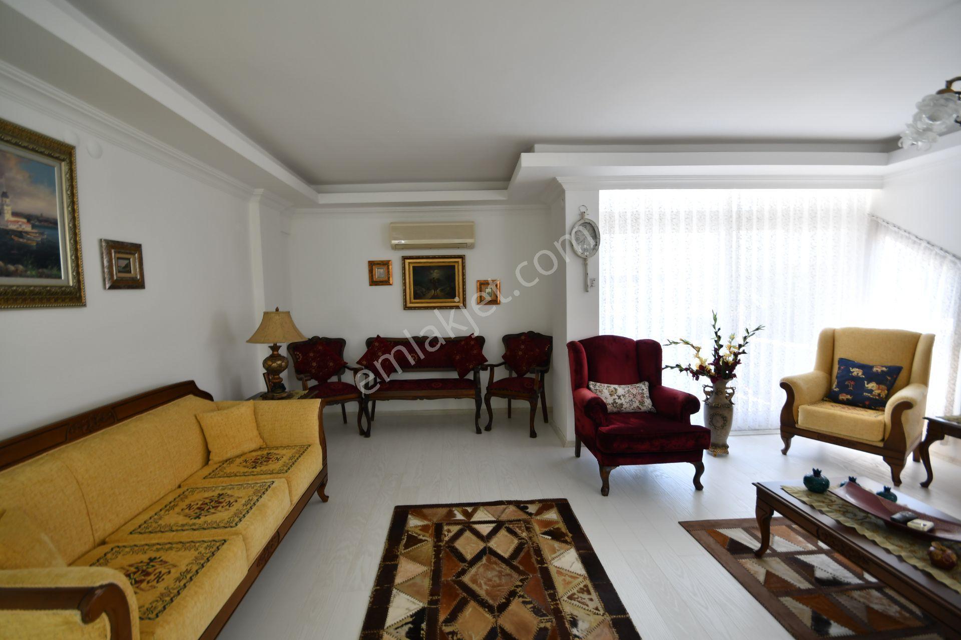 Ato Tatil Sitesi'nde Full Eşyalı Satılık Tripleks Villa - Görsel 26