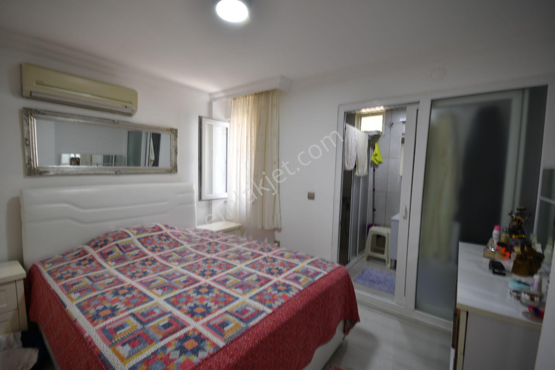 Ato Tatil Sitesi'nde Full Eşyalı Satılık Tripleks Villa - Görsel 11