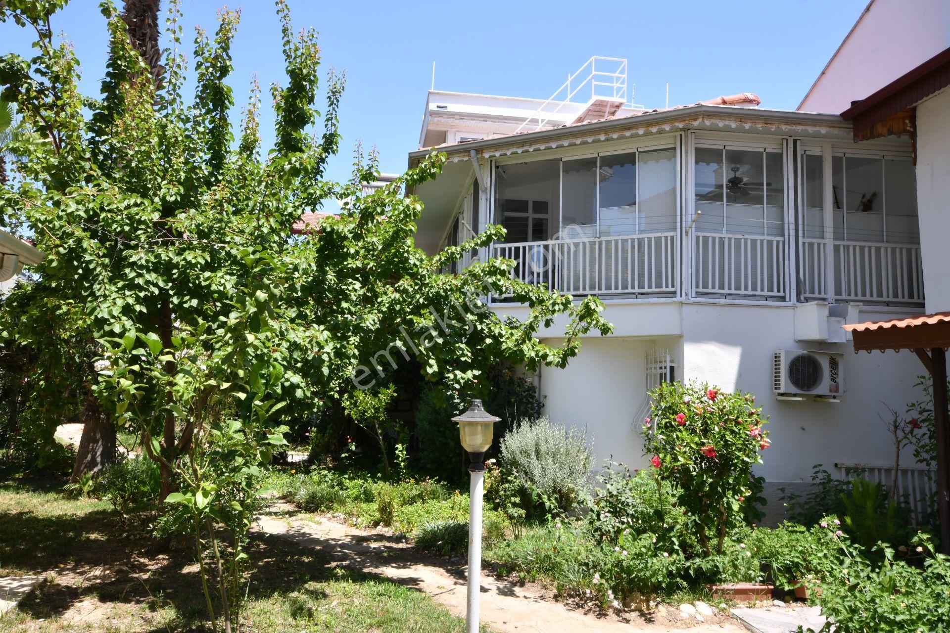 Ato Tatil Sitesi'nde Full Eşyalı Satılık Tripleks Villa - Görsel 4
