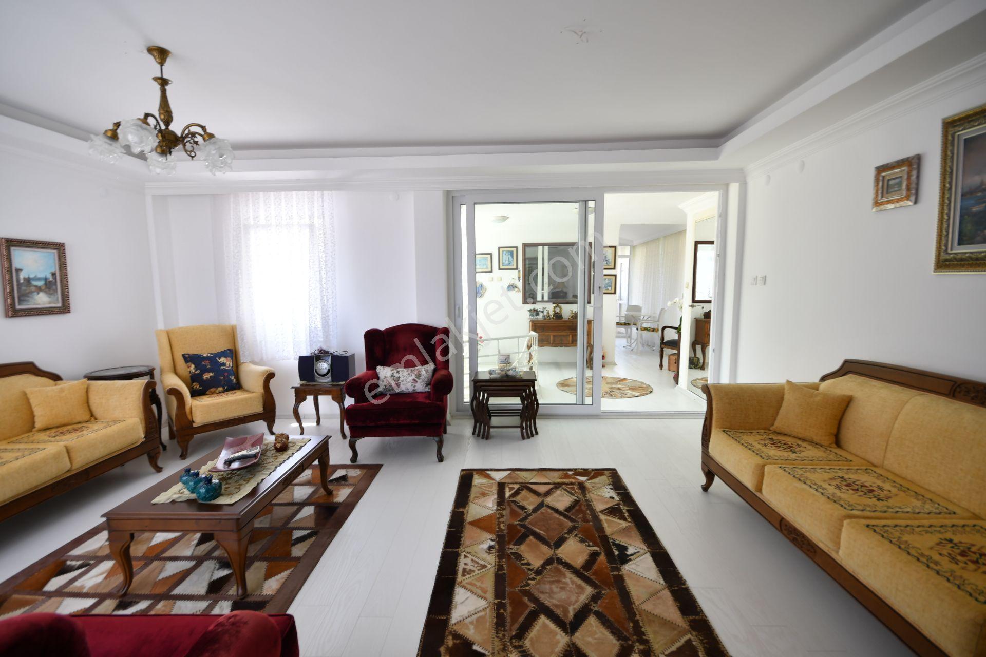 Ato Tatil Sitesi'nde Full Eşyalı Satılık Tripleks Villa - Görsel 28