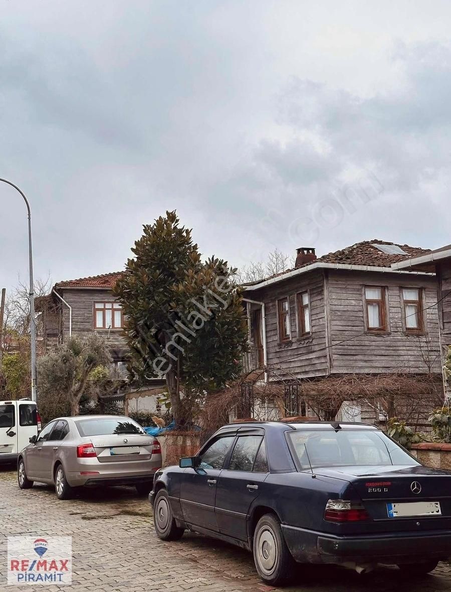 Şile Akçakese'de Satılık İmarlı Arsa