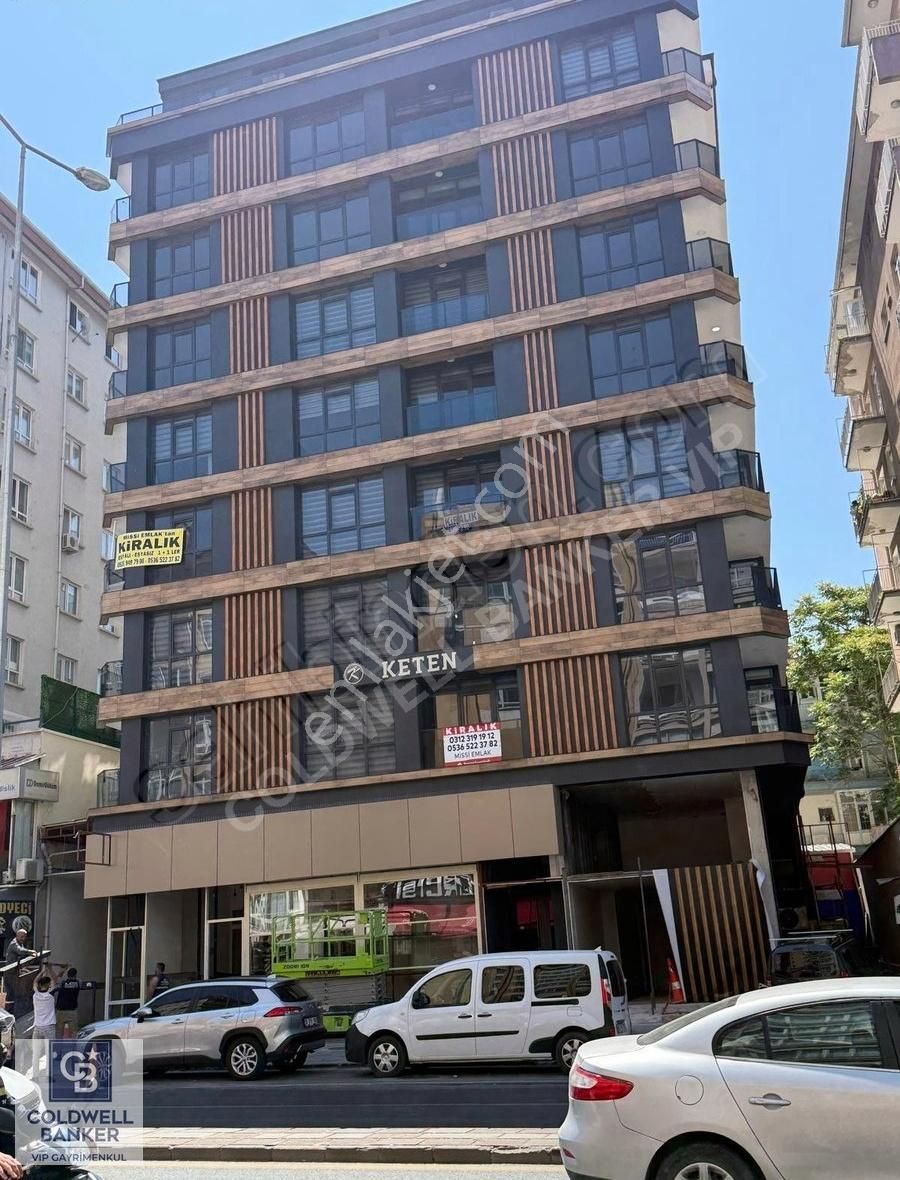 Çankaya Cebeci Cadde Üzeri Sıfır Bina Kiralık 1+1 Daire